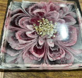 Lh. resin